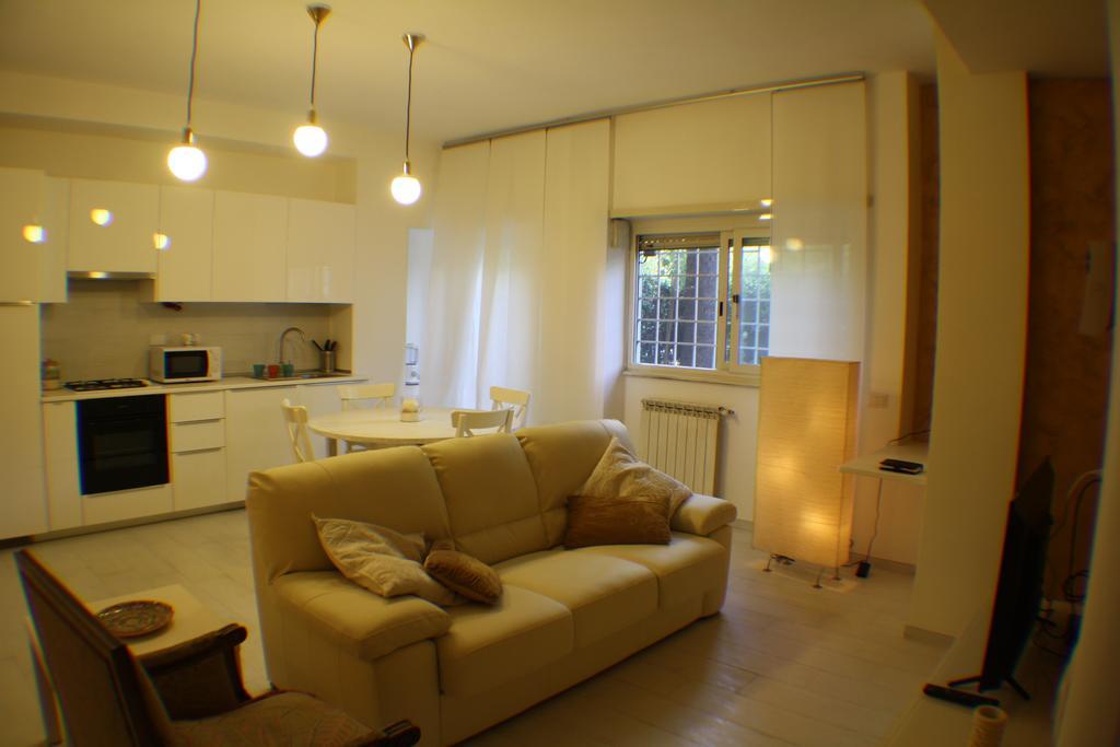 Conny'S Home Rome Room photo